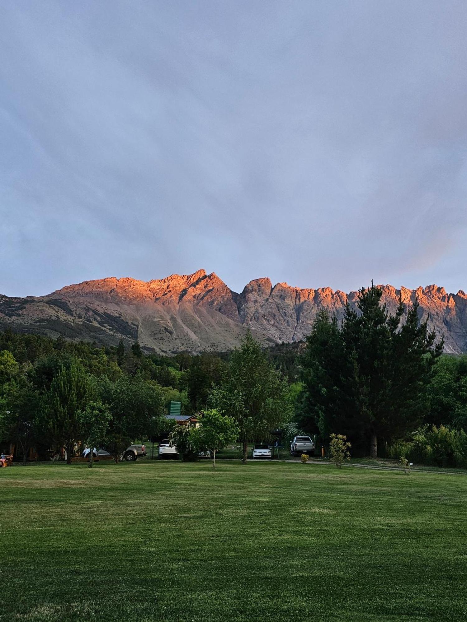 La Yaya - Villa Turismo El Bolsón Dış mekan fotoğraf