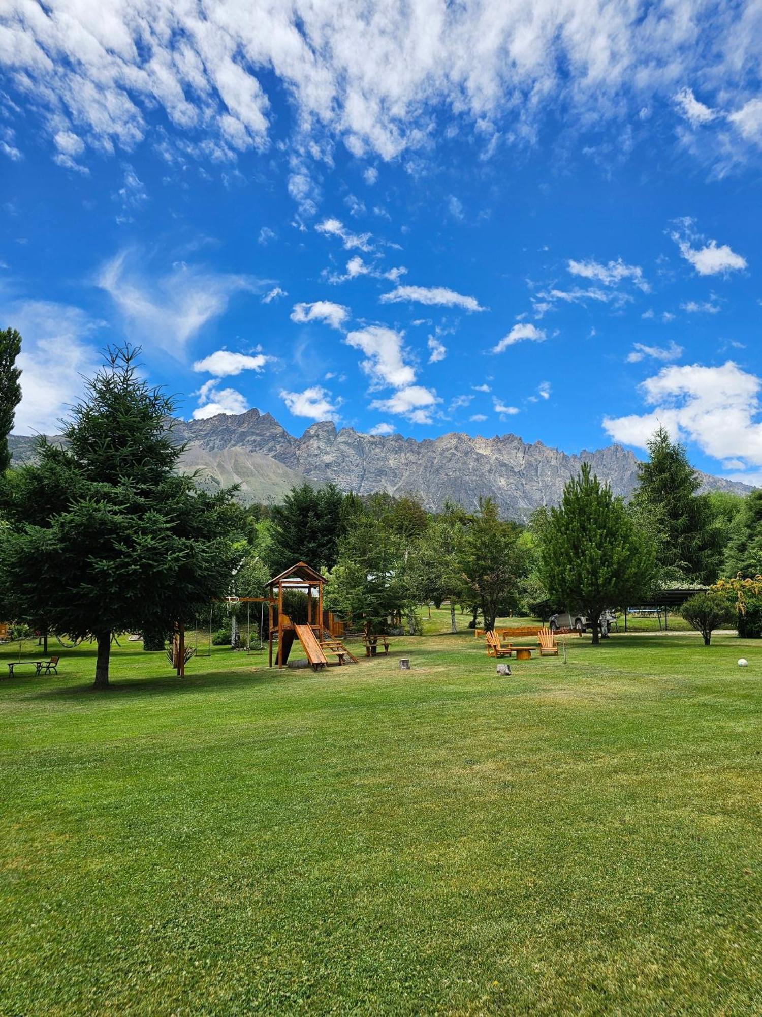 La Yaya - Villa Turismo El Bolsón Dış mekan fotoğraf
