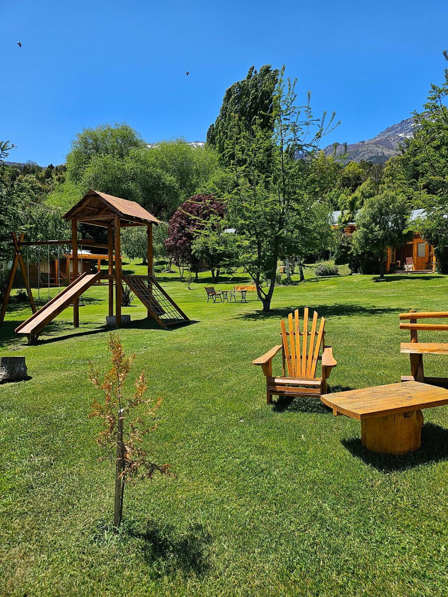 La Yaya - Villa Turismo El Bolsón Dış mekan fotoğraf