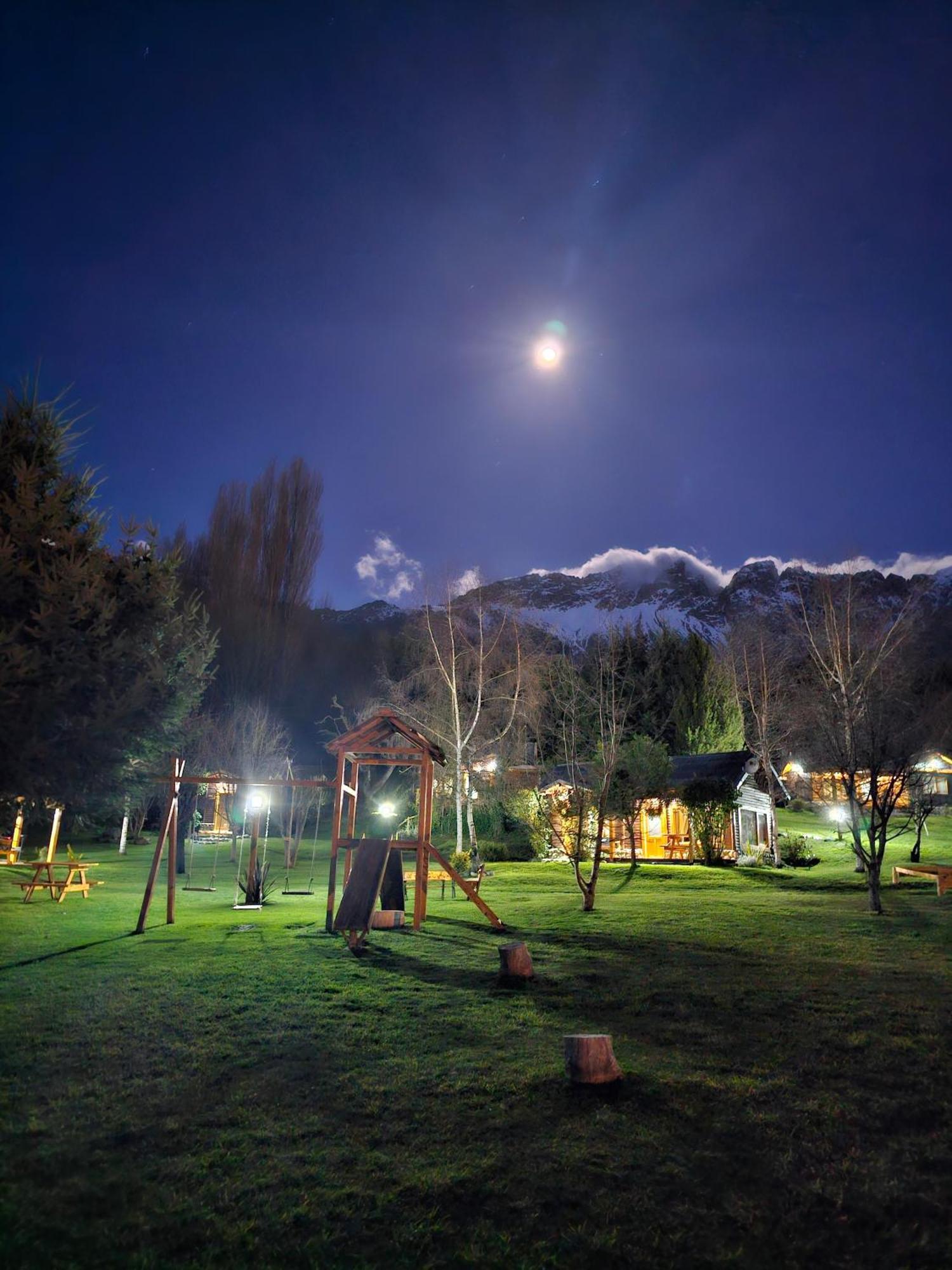 La Yaya - Villa Turismo El Bolsón Dış mekan fotoğraf
